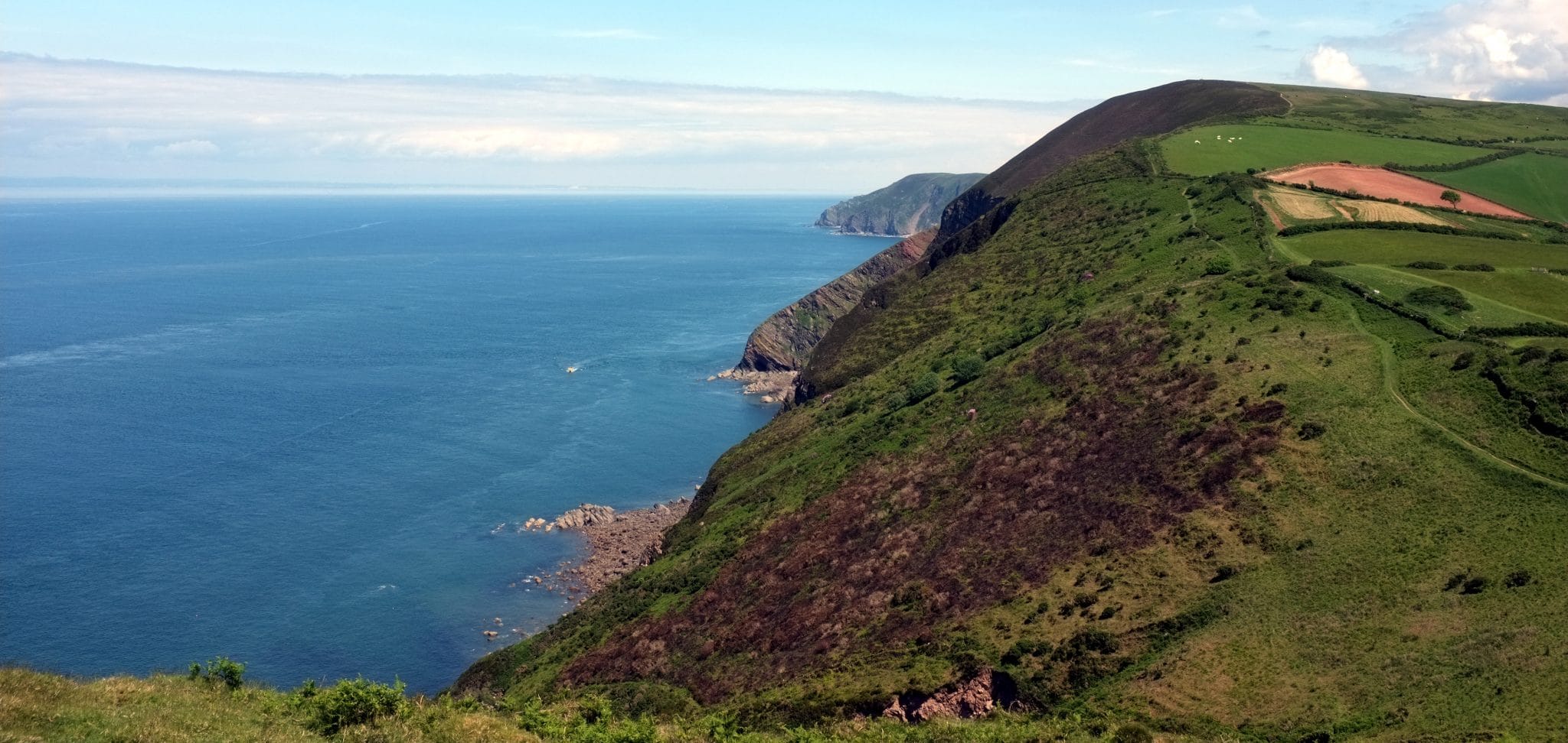 Photo showing the north Devon coastal cliffs above the sea at Great Hangman