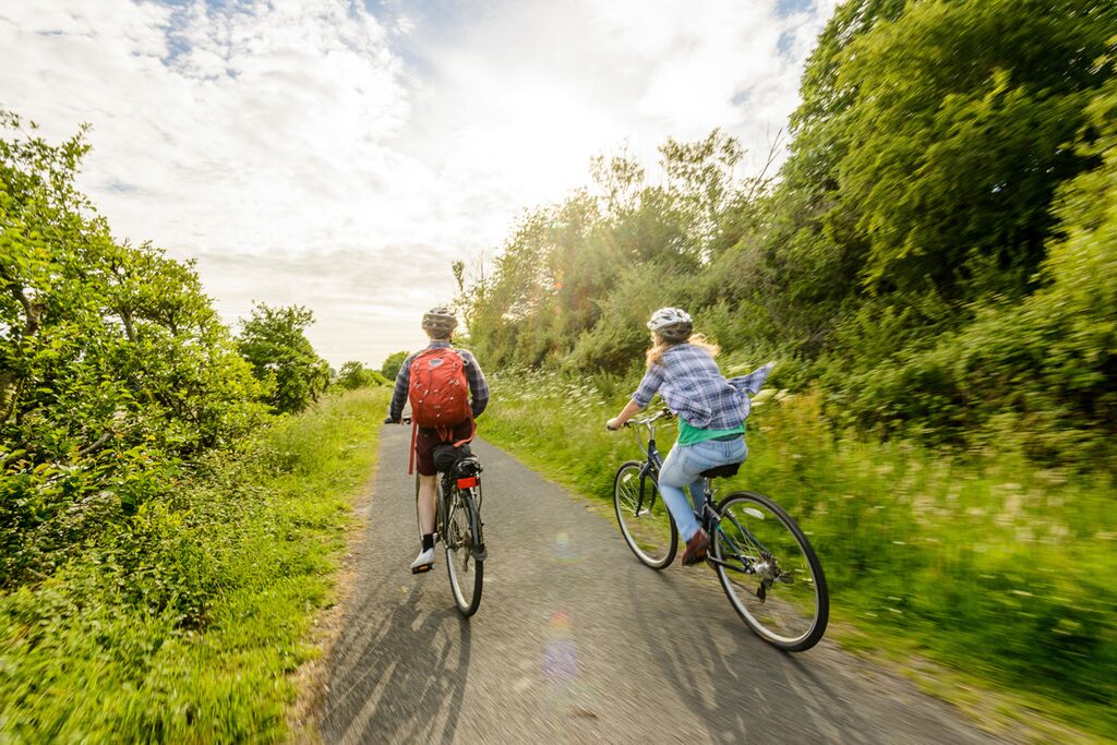 Photo of two cyclists on the Tarka Trail near Braunton