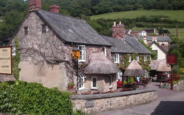 Photo of an old public house, The Mason Arms, at Branscombe